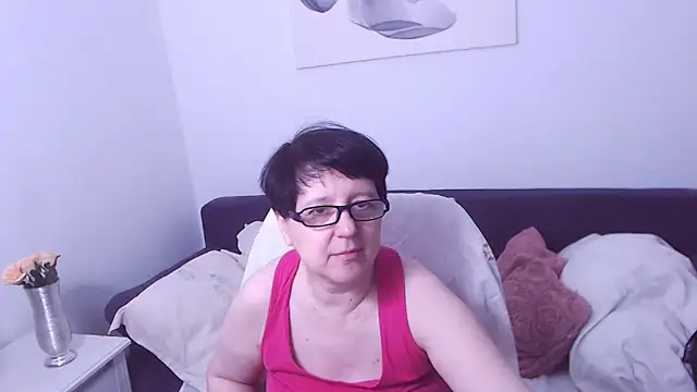 ChristaRose online show from 05-14-26, 08:39