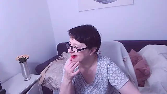 ChristaRose online show from 05-22-26, 05:44