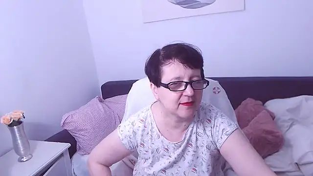 ChristaRose online show from 10-24-25, 08:52