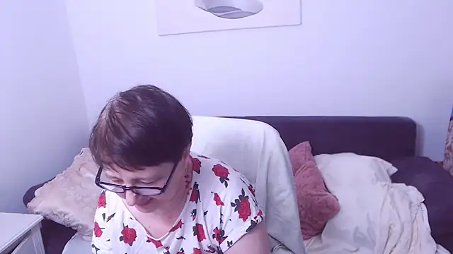 ChristaRose online show from 05-03-26, 07:46