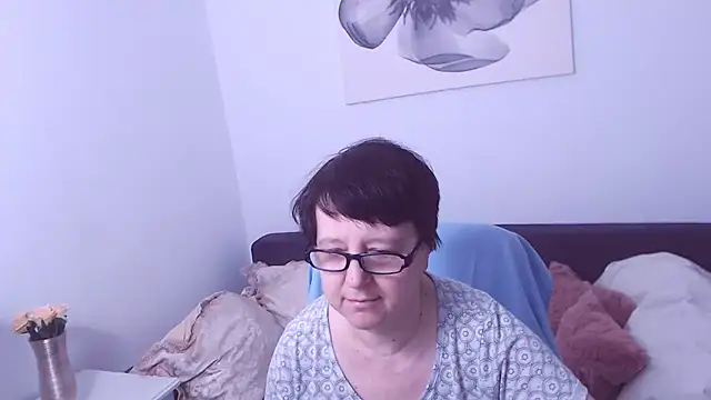 ChristaRose online show from 11-15-25, 05:39