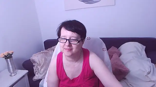 ChristaRose online show from 06-05-26, 07:19