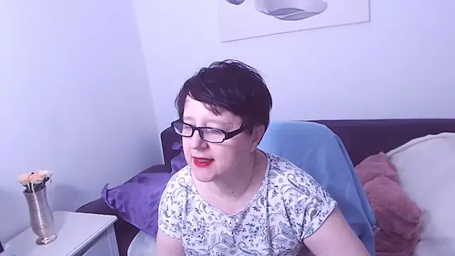 ChristaRose online show from 11-07-25, 07:29