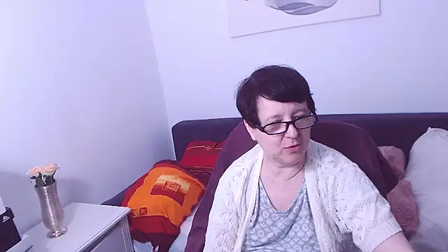 ChristaRose online show from 11-29-25, 11:16