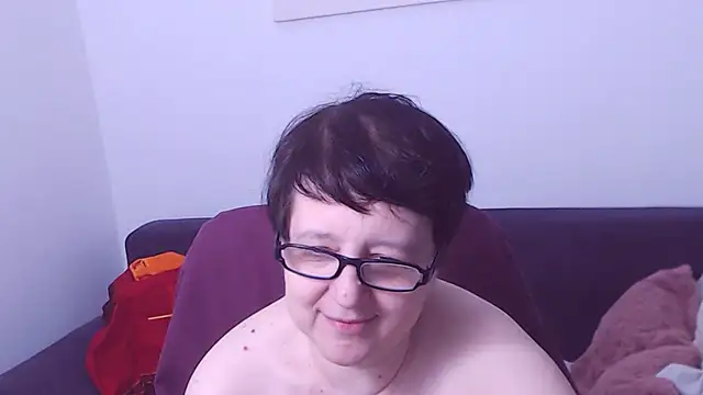 ChristaRose online show from 04-15-26, 07:58