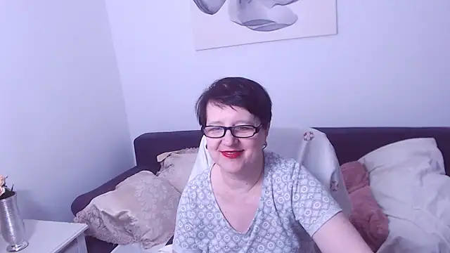 ChristaRose online show from 06-04-26, 08:13