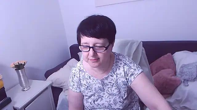 ChristaRose online show from 05-08-26, 01:31