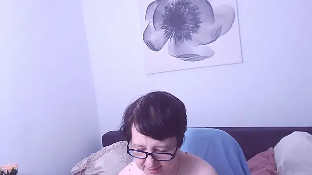 ChristaRose online show from 11-14-25, 12:03