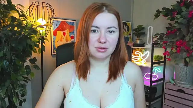 LAYLAxSTAR online show from 12-16-25, 07:34