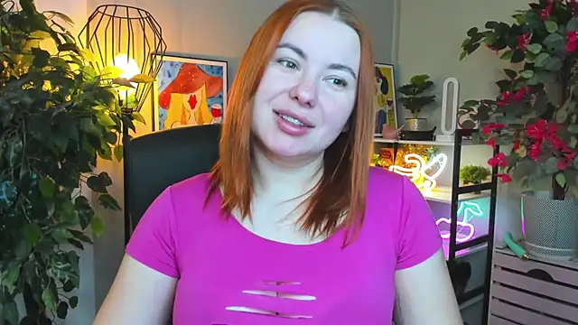 LAYLAxSTAR online show from 12-15-25, 07:25