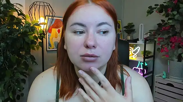 LAYLAxSTAR online show from 10-10-25, 06:36