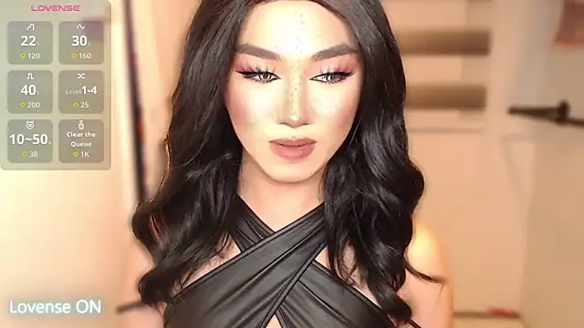 Snapshot of Local_Hoelyx chatting on 10-09-25, 06:30 Local Hoelyx online show from 10-09-25, 06:30