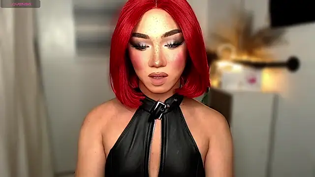 Snapshot of Local_Hoelyx chatting on 09-26-25, 04:03 Local Hoelyx online show from 09-26-25, 04:03