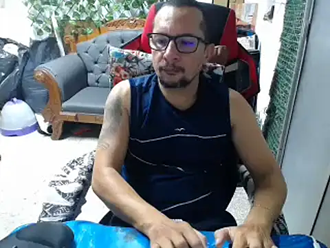 Snapshot of alexam_gal@xh chatting on 03-15-25, 01:19 alexam galxh online show from 03-15-25, 01:19