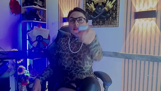 Snapshot of Ivvannaparis chatting on 02-09-26, 03:10 Ivvannaparis online show from 02-09-26, 03:10