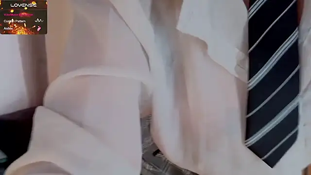 Ivvannaparis online show from 10-27-25, 06:09