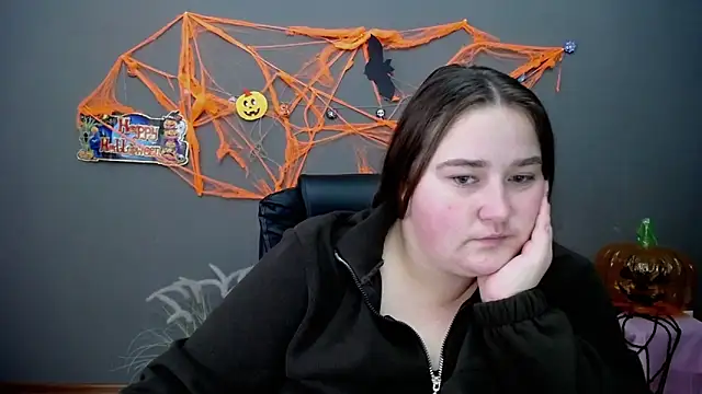 XX Daniella XX online show from 10-28-25, 07:18