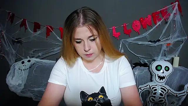 JessikaDaniel online show from 10-27-25, 07:31