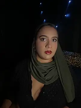 Snapshot of Maryam_yamal chatting on 09-28-25, 09:33 Maryam yamal online show from 09-28-25, 09:33