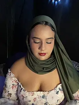 Snapshot of Maryam_yamal chatting on 09-21-25, 08:25 Maryam yamal online show from 09-21-25, 08:25
