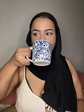 Snapshot of Maryam_yamal chatting on 02-23-25, 03:18 Maryam yamal online show from 02-23-25, 03:18