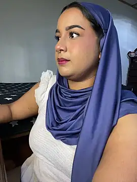 Snapshot of Maryam_yamal chatting on 01-22-25, 08:28 Maryam yamal online show from 01-22-25, 08:28