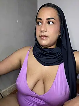 Snapshot of Maryam_yamal chatting on 02-07-25, 09:15 Maryam yamal online show from 02-07-25, 09:15