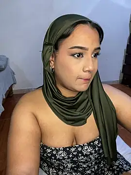 Snapshot of Maryam_yamal chatting on 12-29-24, 10:36 Maryam yamal online show from 12-29-24, 10:36