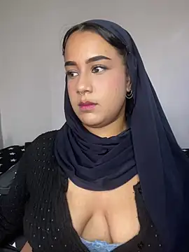 Snapshot of Maryam_yamal chatting on 01-30-25, 08:10 Maryam yamal online show from 01-30-25, 08:10