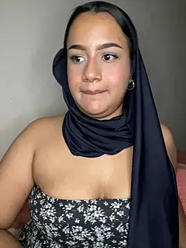 Snapshot of Maryam_yamal chatting on 02-21-25, 09:43 Maryam yamal online show from 02-21-25, 09:43