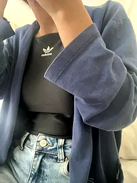 DulceMya6 online show from 12-21-25, 01:46