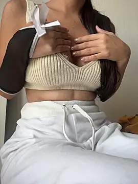 DulceMya6 online show from 06-18-26, 02:33