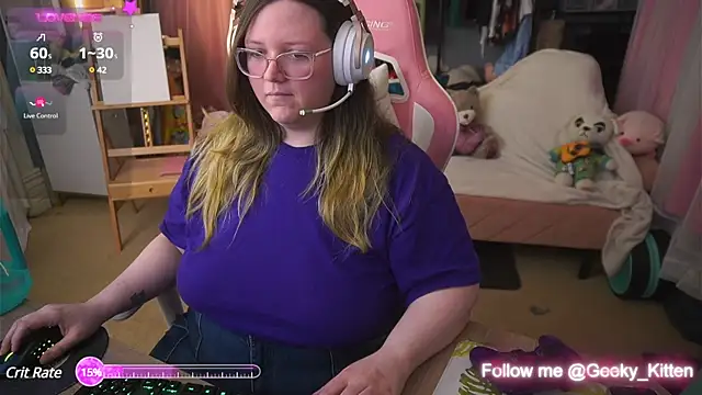 Snapshot of Geeky_Kitten chatting on 03-05-25, 01:31 Geeky Kitten online show from 03-05-25, 01:31