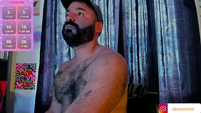Snapshot of johnnyalx chatting on 06-11-26, 08:28 johnnyalx online show from 06-11-26, 08:28