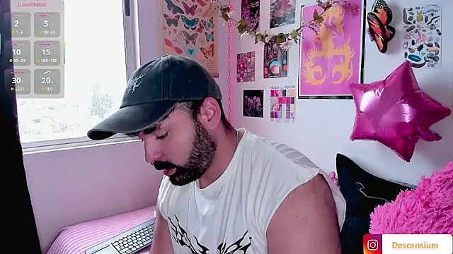 johnnyalx online show from 11-13-25, 07:40