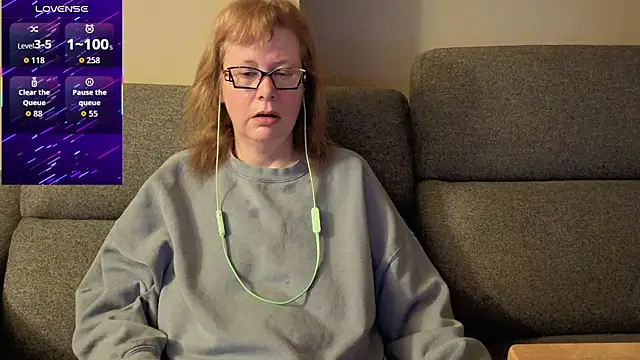 TittyLandQuebec online show from 04-14-26, 09:42