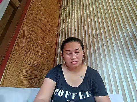 LalaiAsian online show from 04-07-26, 06:15