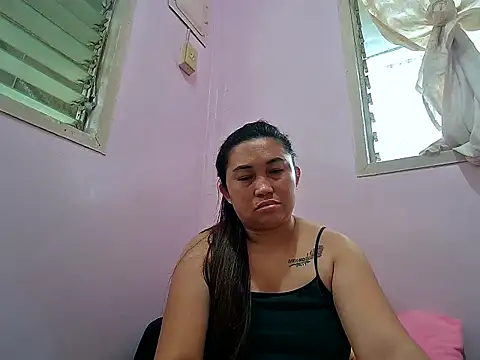 LalaiAsian online show from 10-04-25, 03:19