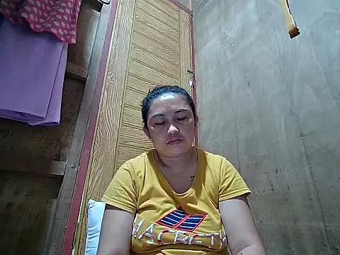 LalaiAsian online show from 11-19-25, 12:21