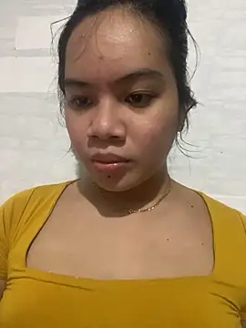 Snapshot of Hebefemme chatting on 03-21-25, 01:34 Hebefemme online show from 03-21-25, 01:34