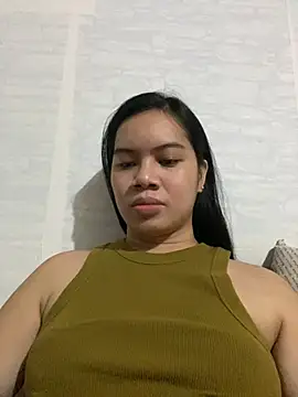Snapshot of Hebefemme chatting on 02-28-25, 06:20 Hebefemme online show from 02-28-25, 06:20