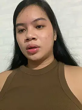 Snapshot of Hebefemme chatting on 03-19-25, 05:28 Hebefemme online show from 03-19-25, 05:28