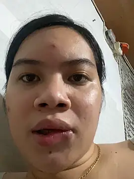Snapshot of Hebefemme chatting on 03-07-25, 01:51 Hebefemme online show from 03-07-25, 01:51