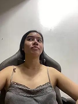 Hebefemme online show from 02-18-26, 11:06