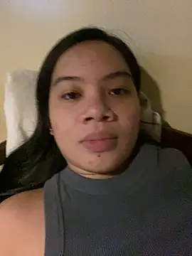 Snapshot of Hebefemme chatting on 03-13-25, 06:56 Hebefemme online show from 03-13-25, 06:56