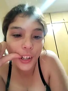 mariamac420 online show from 04-08-26, 05:09