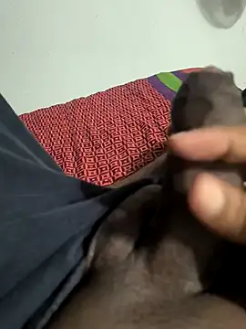 giri1817 online show from 10-24-25, 06:29