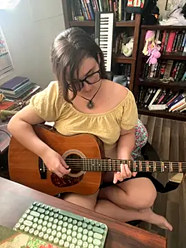 Adobe Angel online show from 11-08-25, 08:23