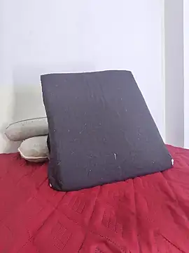 Tekilahorny  online show from 06-15-26, 04:39
