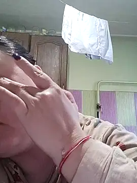 Rini333 online show from 02-08-26, 08:12